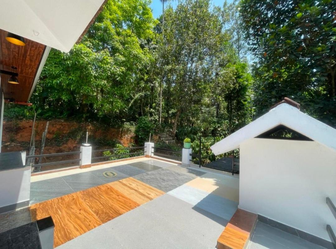 Tjmaryland Villa Pinangode Экстерьер фото