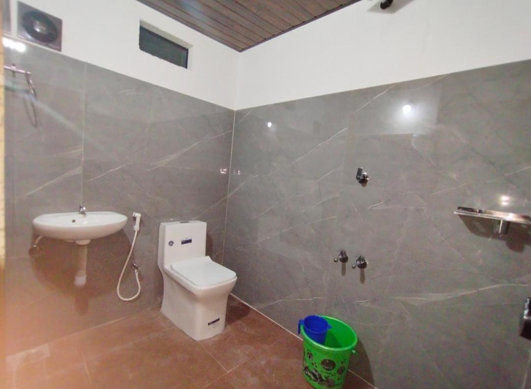 Tjmaryland Villa Pinangode Экстерьер фото